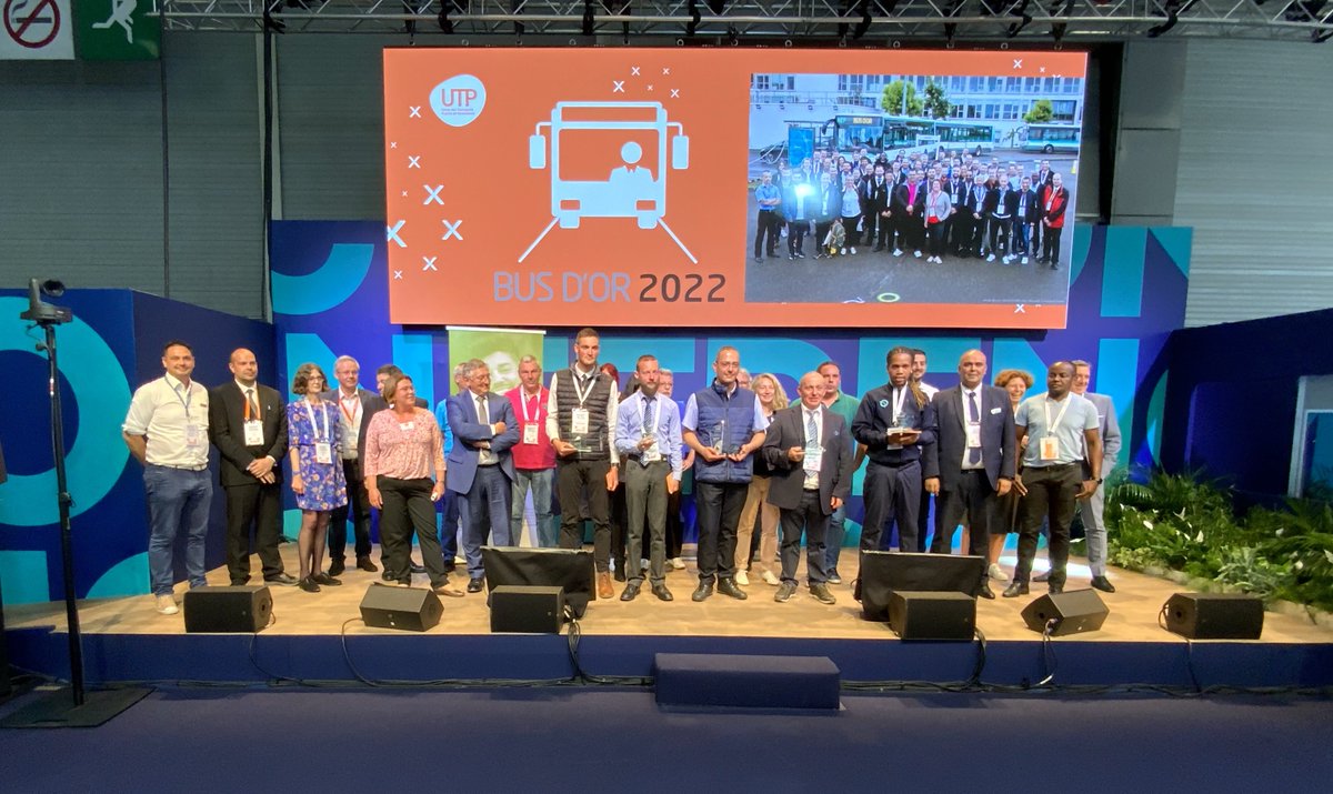 UTP_Fr's tweet photo. #EuMo2022
#BUSDOR 🚌
Un grand bravo à tou.te.s les participant.e.s et à toutes les équipes organisatrices pour ce très bel événement, plein d’émotions !
#conducteurdebus
@groupekeolis @transdevFR @AGIRtransport @RATPgroup https://t.co/WGZrD9vu7a