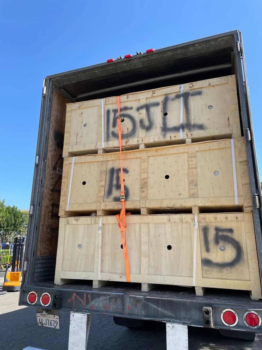 EKKOlifts's tweet photo. The #EP15JLi #EP18Li and #EB13E-Li lithium units being delivered to our happy dealer! EKKO currently has a large inventory from small to big units. Contact us and get yours today!
https://t.co/WHEJyJileT 877-232-6517 info@ekkolifts.com #ekkolifts #forklifts #lithiumionlifttruck https://t.co/cHKaoJb43K