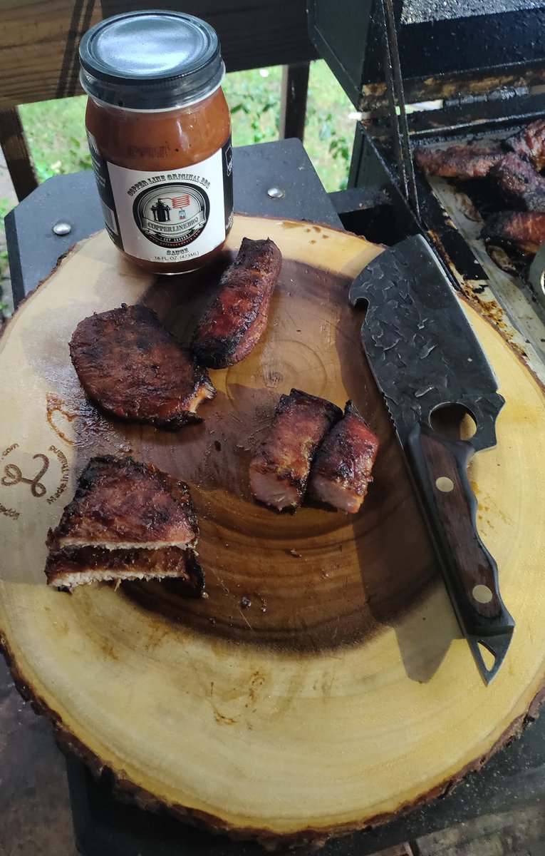copperlinebbq's tweet photo. We love our #copperlinebbq Fans! Check out this up-and-coming chef. He has great grill skills. Can you imagine the BBQ awards he will be winning in the near future? Thank you for sharing. #copperline #BBQ #Walmart #Trending #grilling https://t.co/6qyISrG131