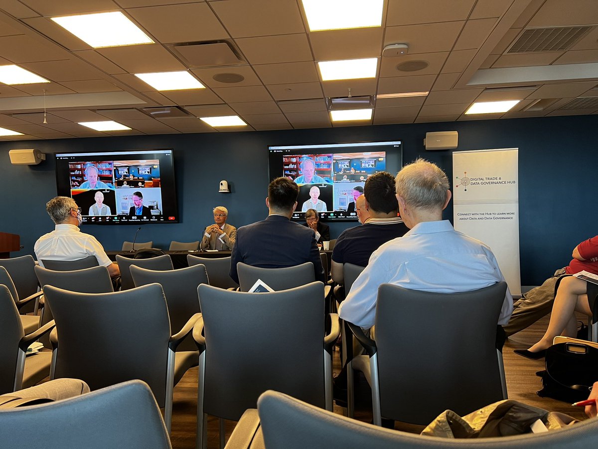 JuanMLondonoR's tweet image. It is great to be back to in-person conferences. Today we are at the #XRIRConference2022 at @ElliottSchoolGW! Off to a great start already.
