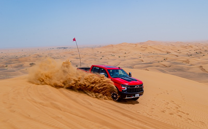 SaudiGear's tweet image. All-New Chevrolet Silverado ZR2 and the All-New GMC Sierra Denali Ultimate MIDDLE EAST, June 2022 – This year, Gene... 
#Chevrolet #ChevroletArabia #Denali #Sierra #Silverado #Corvette #NewCars #News 
saudigears.com/all-new-chevro…