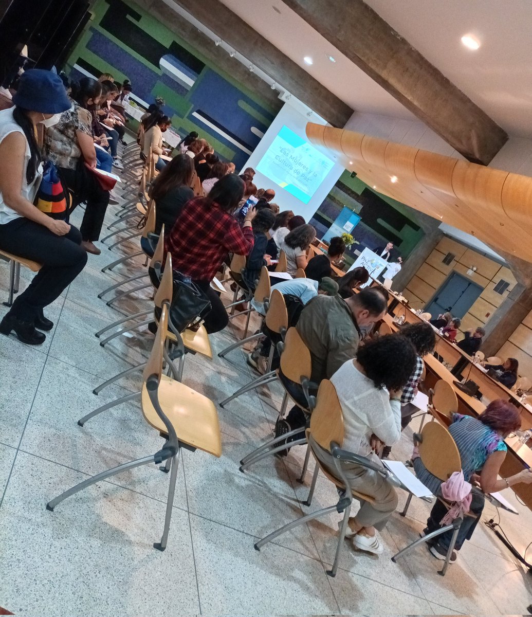 PazActiva's tweet photo. Presentación de la investigación: "Mujeres y la Cultura de Paz: un evento en el marco de la REDJURE"

#REDJURE #Paz #Justiciatransicional https://t.co/ZIa4epOvBo