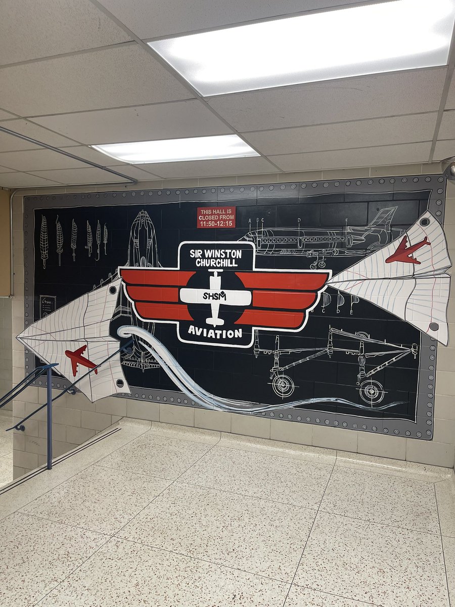 Rainy and ugly day outside.  Decided to walk around and see if I could find something happy to look at. OH.  There you are :) <a href="/HWDSB_SHSM/">HWDSB SHSM</a> <a href="/CNicHWDSB/">Christine Nicolaides</a> <a href="/SWC_SchoolCo/">SWC School Council</a> <a href="/prokipt/">@Mohawktracey</a> <a href="/Churchill_HWDSB/">Sir Winston Churchill SS</a> <a href="/MohawkCollege/">Mohawk College News</a>