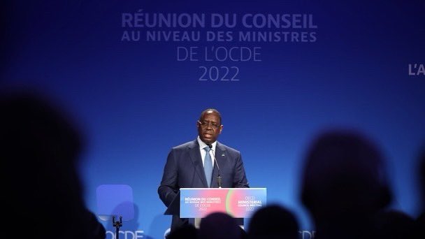 Aujourd’hui à Paris, le Président <a href="/Macky_Sall/">Macky Sall</a>, Président de l’#UA a pris part à la Réunion #MinistérielleOCDE. Au cours de cette session régulière, le chef de l’État s’est réjoui du thème de ce dialogue sur les relations #OCDE-#Afrique dans la perspective d’un avenir commun.