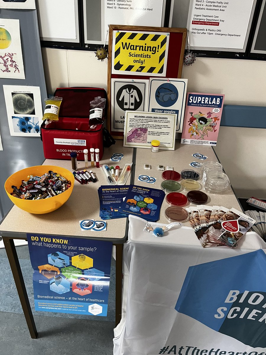egrant88's tweet photo. @CDDFTNHS Here we are today for celebrating #IBMS day 2022 at UHND! Come along and see us outside the restaurant, and claim yourself a free chocolate! https://t.co/BB2yTgXMj6