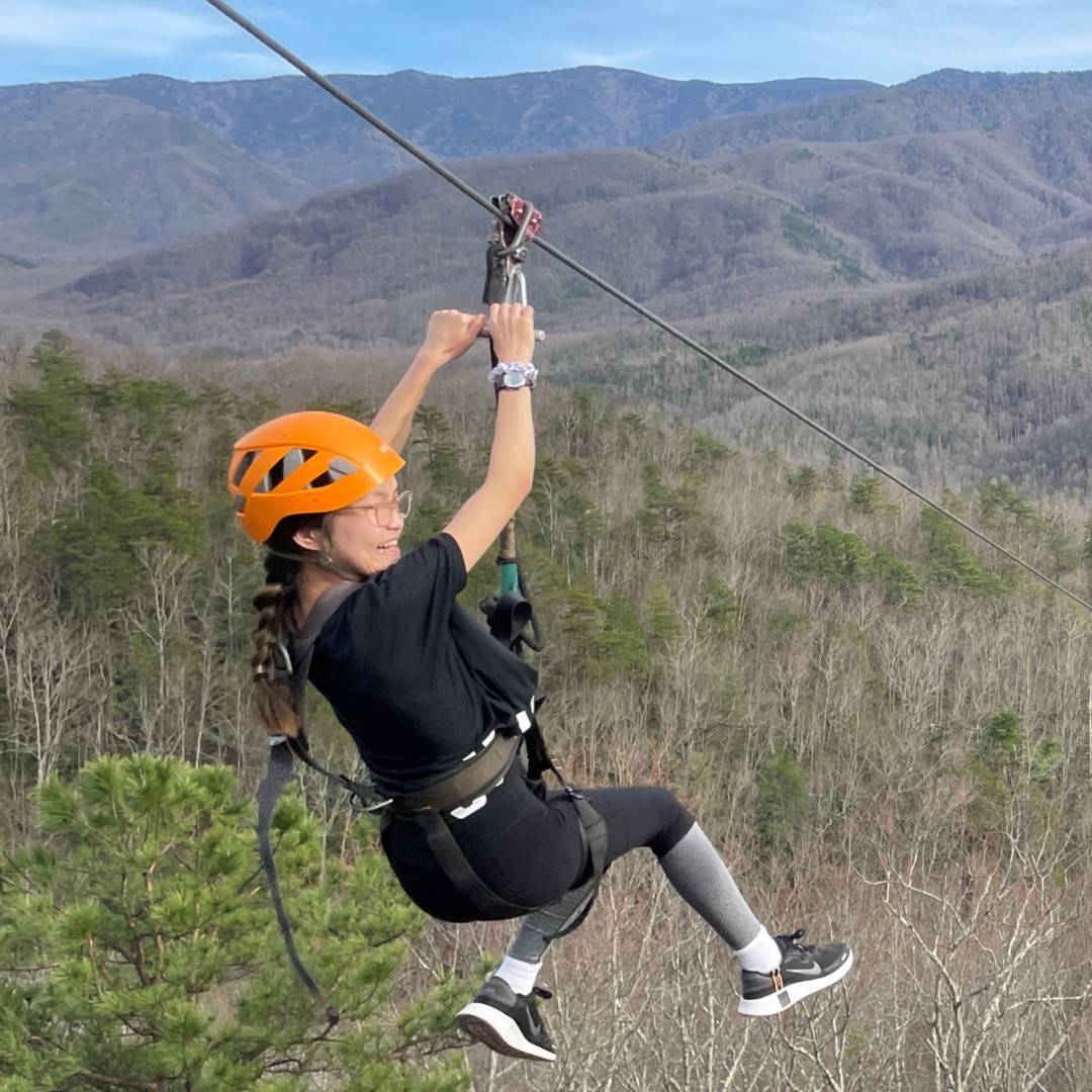 shrinersphilly's tweet photo. Cora, a 15-year-old scoliosis patient, wanted to share some of her care journey for National Scoliosis Awareness Month. Here's what Cora had to say. #Scoliosis #VBT #BentNotBroken #SRS #Awareness #ScoliosisAwarenessMonth @SRS_org https://t.co/9WjAnJACMp