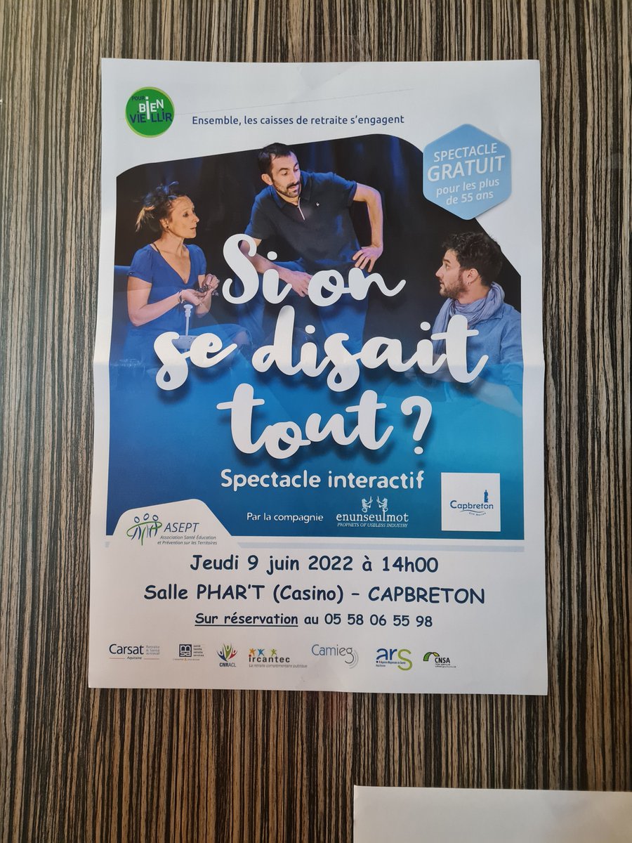 msasudaquitaine's tweet photo. A Capbreton ce jour l'#ASEPT, structure du #GroupeMSASudaquitaine a présenté Si on se disait tout?, un spectacle interactif qui aborde les questions du "prendre soin" et de la prévention dans un cadre intimiste et drôle. Prochaines dates https://t.co/R7WpP30UCF https://t.co/2Ej9vdBOOI