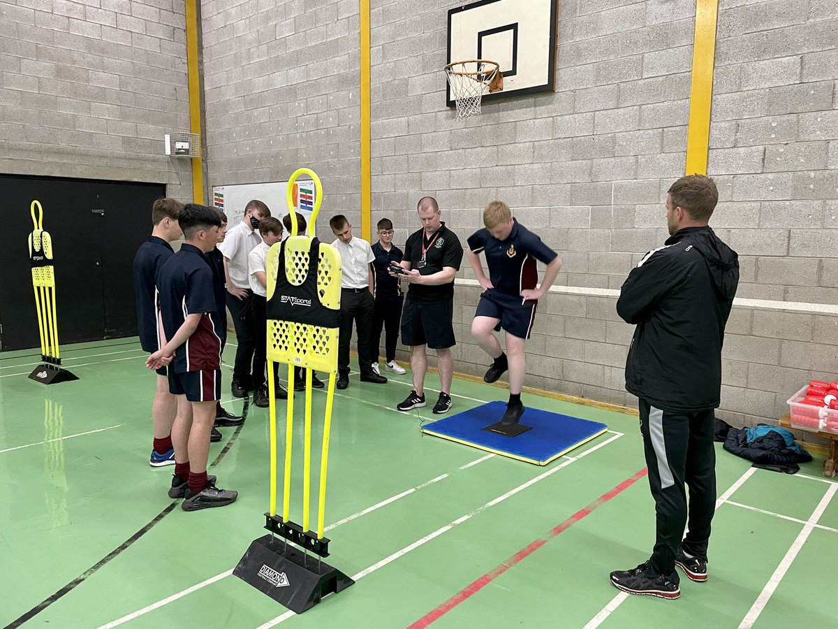 ByrchallPE's tweet photo. Thanks to @StJohnRigby for a highly engaging and informative workshop this afternoon with our Y10 Exam PE students. #teambyrchall #thefutureofsport #sportstechnology #futurestudy @ByrchallPE @ByrchallPE https://t.co/nc1Cg867v6