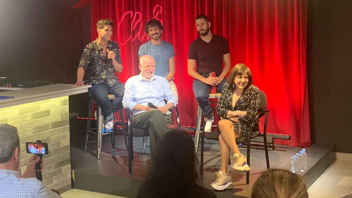 [6/7] <a href="/BrielGonzalez/">Briel Gonzalez</a>🎙️: "Somos una compañía muy pequeña pero formamos una gran familia".