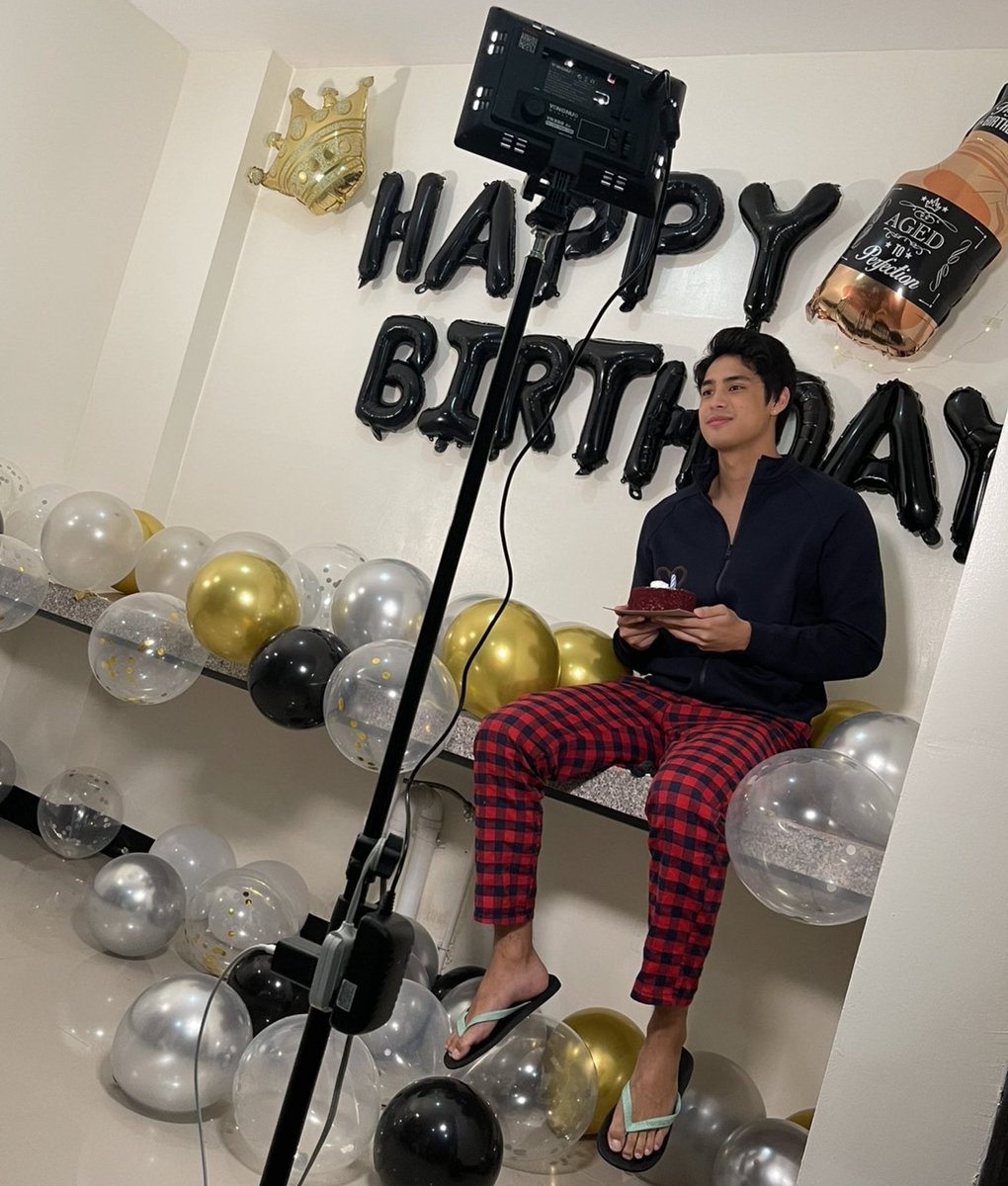 DBcutiee's tweet image. Belle&apos;s surprise       Donny&apos;s surprise

the love they have for each other is so strong🥺🤍 inggit so muchhh

BENTE NA SI BELLE

#BrightestMoonBELLEDAY
#BelleMariano