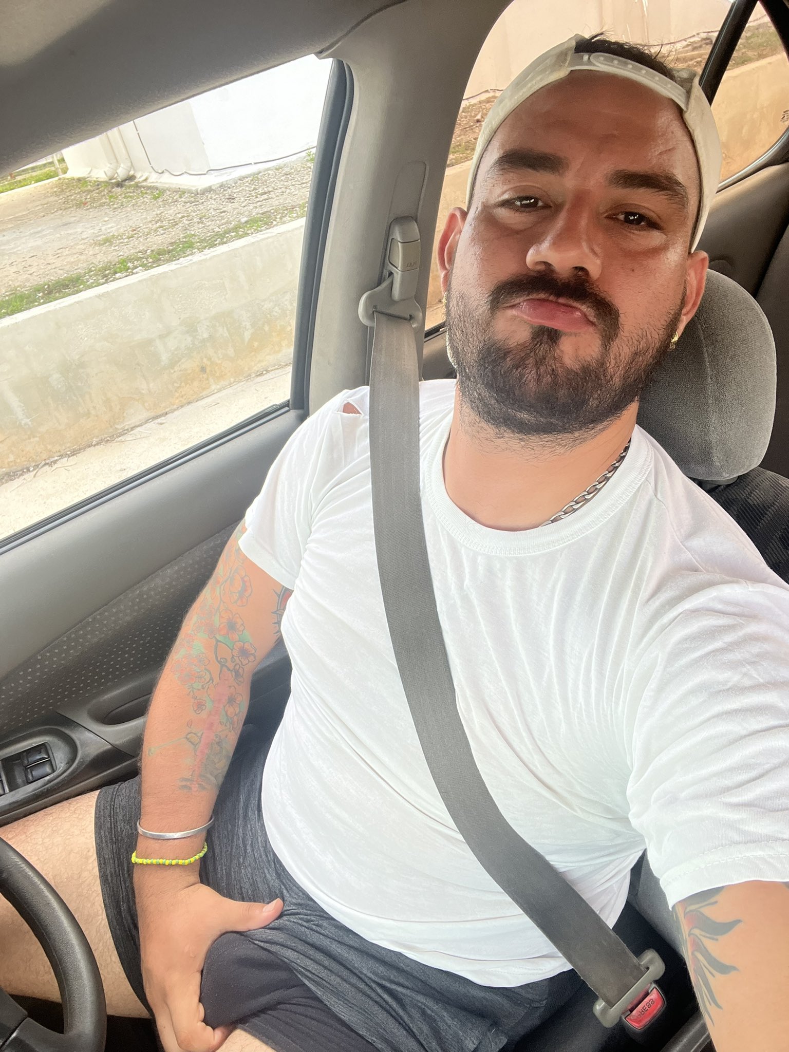 TW Pornstars - 2 pic. E L • P A P I 🔥🇲🇽★. Twitter. Buenos días
