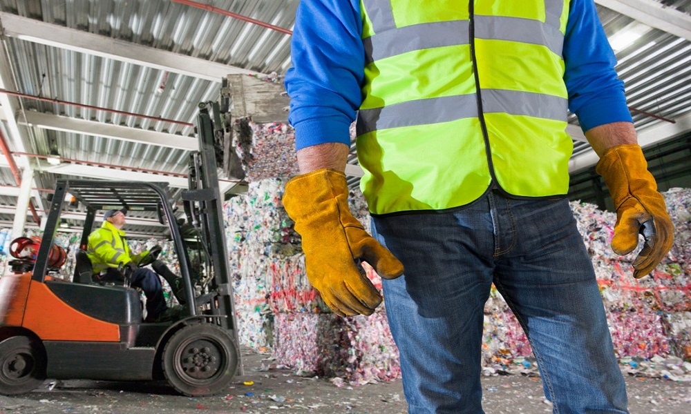 JCPJobsPlusMore's tweet photo. There is nothing rubbish about working in #WasteAndRecycling so why not take a look at the great job opportunities available 

Adzuna https://t.co/szV2u2XIyF
Biffa https://t.co/8NfbffW5V9 
CIMW https://t.co/YCFHjRD7rP
Reed https://t.co/d2IfqOObz6
Veolia https://t.co/JwqkhI0VPT https://t.co/EuOVARuihZ