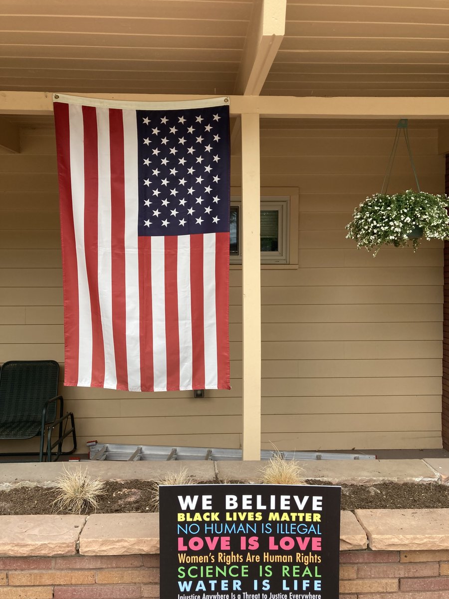 FlagShame's tweet image. In a vertical display, the canton (blue star field) is again, always on the left.  #flagshaming #America