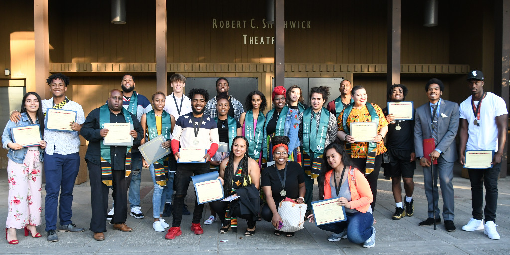 Join us as we honor our #FoothillCollege #African / #BlackGrads, transferring students, and those completing #Umoja at the Umoja &amp; Harambee #RiteOfPassage #Celebration! 6/16/22, 6-7:30PM  #Classof2022 #graduation  #iamfoothill #BlackGradsMatter #BlackJoy
bit.ly/FH-Black-Grad