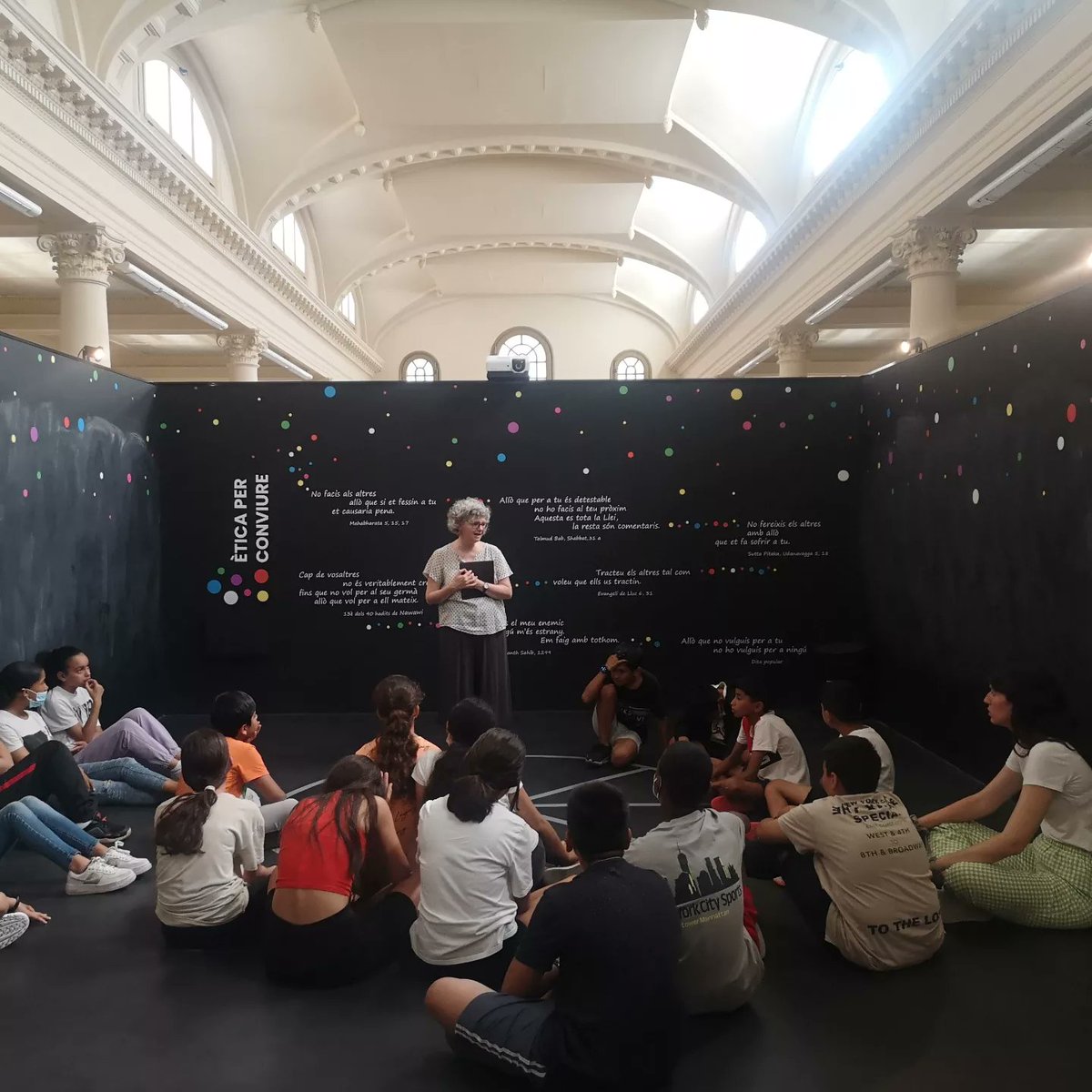 lliscart's tweet photo. 📌 L'alumnat de #sisé hem visitat l'espai interreligiós del @migrastudium.
📌Hem conegut la diversitat de creences que conviuen en la nostra societat
📌Ha estat una experiència molt enriquidora 
#ieperelliscart #curs2021i22 #comunitatgrans https://t.co/U16WzYwtaY
