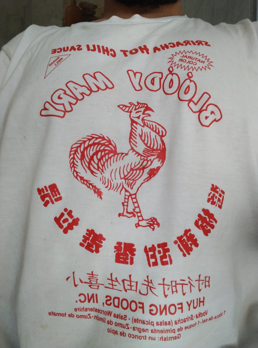 emepeve's tweet photo. @BluRadioCo I ❤️ Sriracha también ... https://t.co/Ln5BFlKk5g