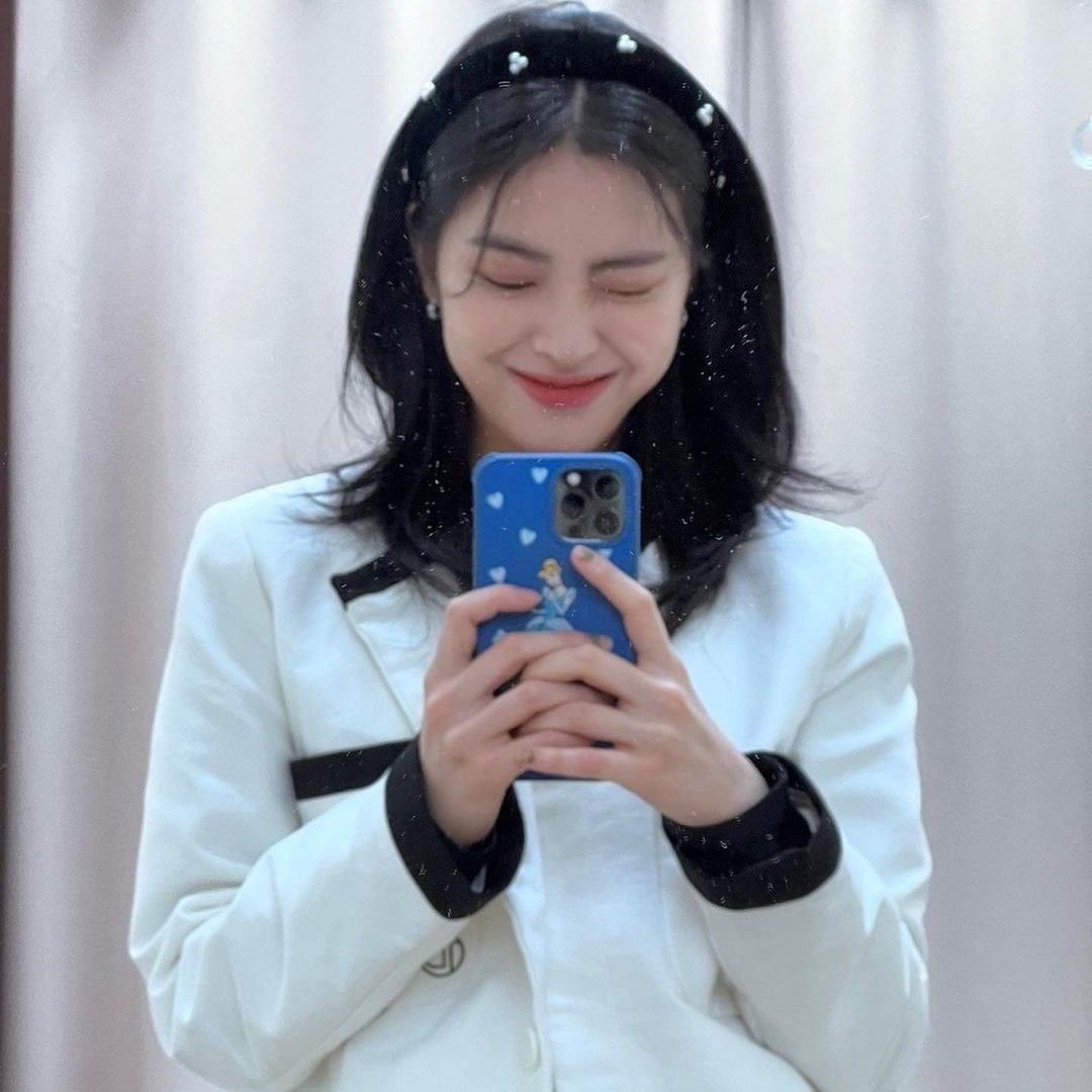 ͏͏
͏ ͏
            11:11 🤍
            my hanap-away baby love sol 🥺
            i love you.
            <a href="/fahrane_/">farrah</a>
            
͏ ͏