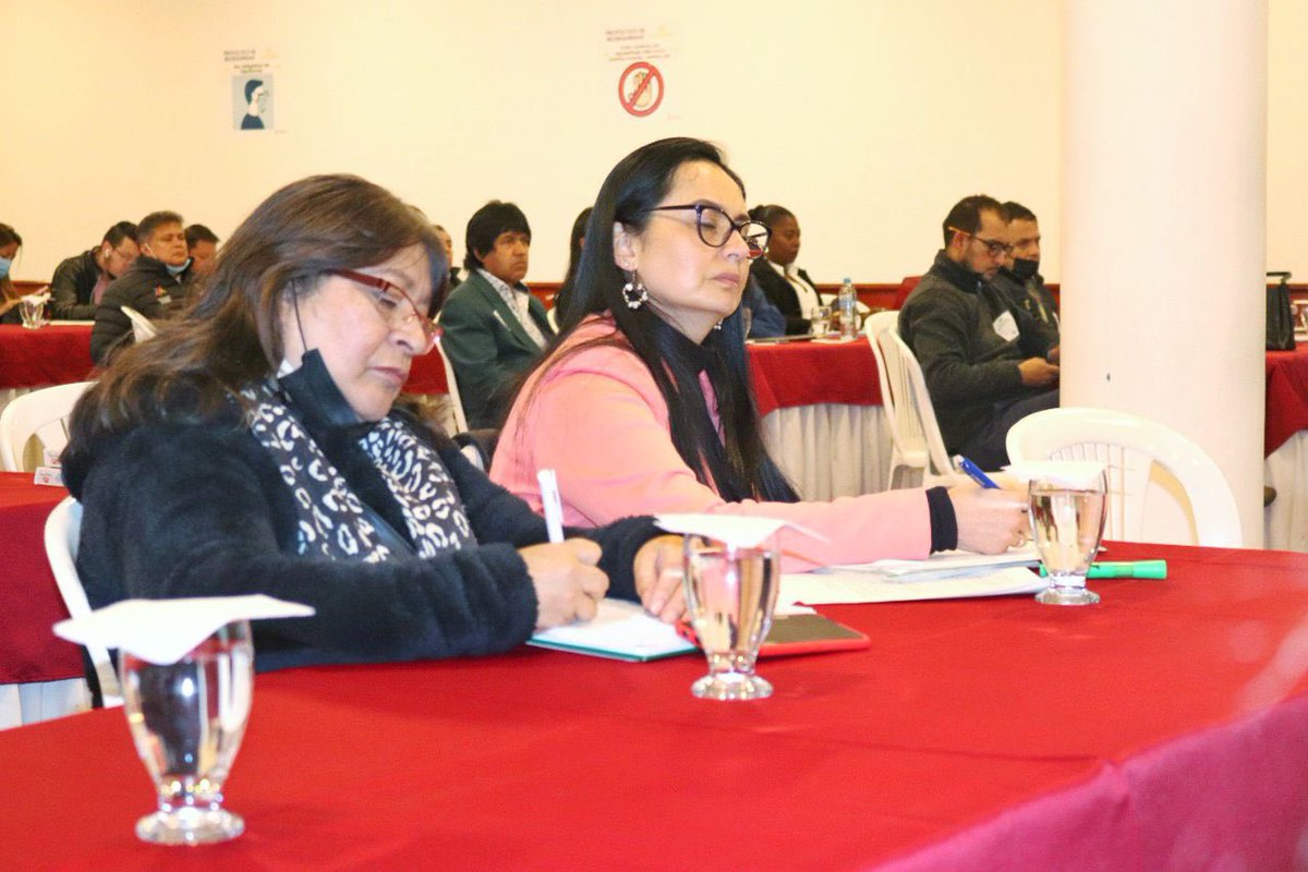 Ahora, de cara al próximo gobierno, en la Ciudad Sorpresa desarrollamos nuestra quinta parada para dialogar con los actores de la cuádruple hélice, y priorizar proyectos e iniciativas para el desarrollo de nuestra región. 

#CapítuloPacífico #ConstruimosConLaGente