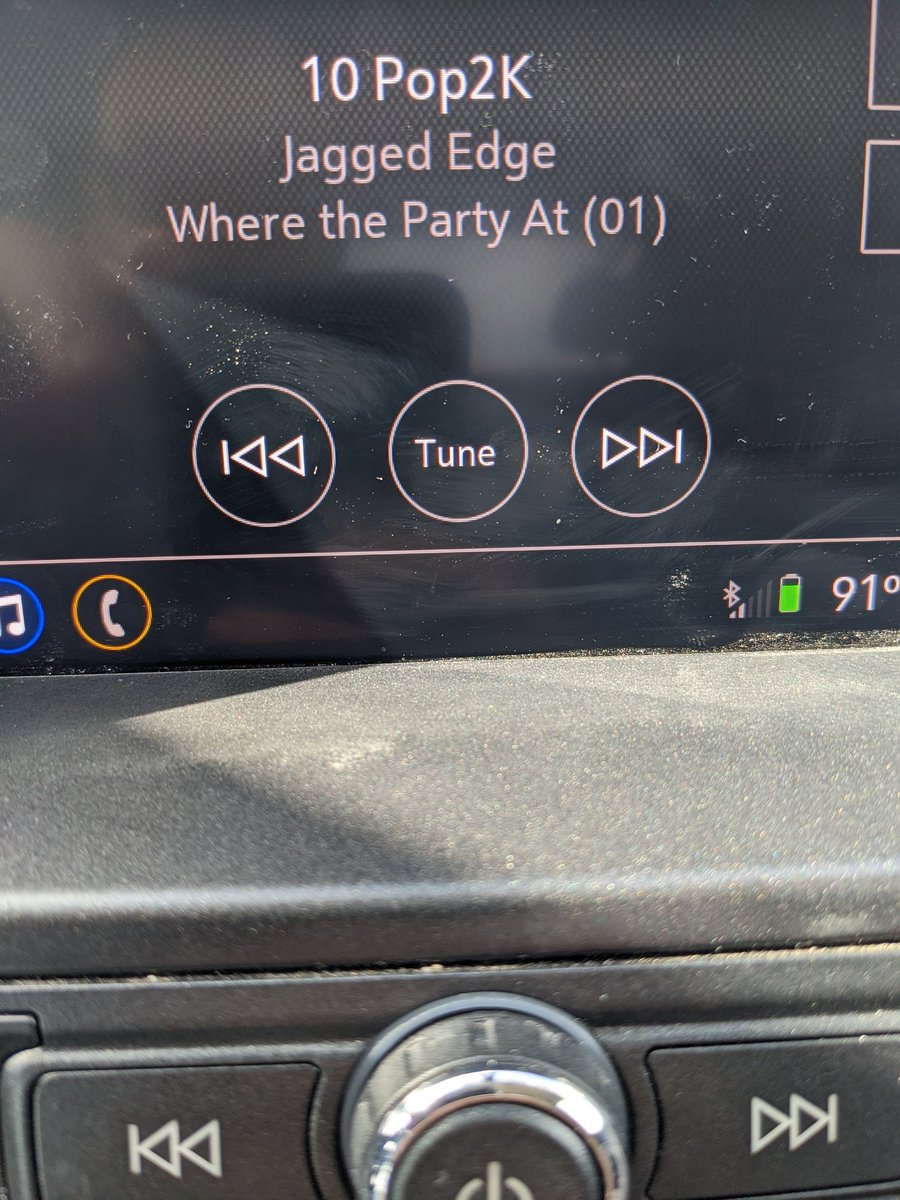 andyg31's tweet photo. It's gonna be a good day @AdamColePro @the_chugs @AustinCreedWins @ClaudioCSRO @MmmGorgeous @TheSweetzLive @UpUpDwnDwn #DaParty #WhereDaPartyAt https://t.co/YiLL2Hz8Jt