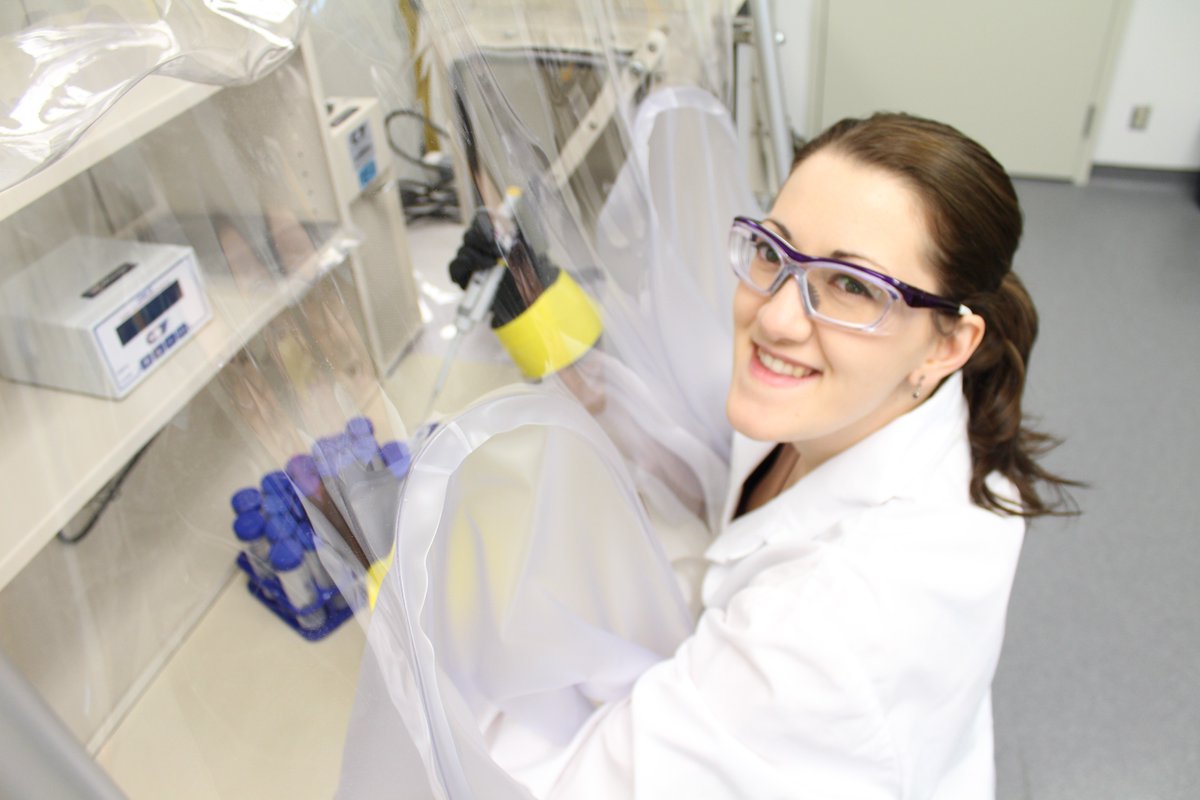 CanadianLightSource (@canlightsource) on Twitter photo Cutting-edge imaging yields new insights into #stroke: Synchrotron’s “superhuman vision” made it easy to detect markers of brain damage.
Full story: lightsource.ca/public/news/20…
@USaskMedDean <a href="/usaskArtSci/">USask Arts and Science</a> <a href="/HeartandStroke/">Heart & Stroke</a> <a href="/_SHRF_/">Saskatchewan Health Research Foundation - SHRF</a> <a href="/CurtinUni/">Curtin University</a> <a href="/michaelebkelly/">Michael Kelly, MD, PhD, FRCSC</a> <a href="/SaskHealth/">Saskatchewan Health Authority</a> Cutting-edge imaging yields new insights into #stroke: Synchrotron’s “superhuman vision” made it easy to detect markers of brain damage.
Full story: lightsource.ca/public/news/20…
@USaskMedDean <a href="/usaskArtSci/">USask Arts and Science</a> <a href="/HeartandStroke/">Heart & Stroke</a> <a href="/_SHRF_/">Saskatchewan Health Research Foundation - SHRF</a> <a href="/CurtinUni/">Curtin University</a> <a href="/michaelebkelly/">Michael Kelly, MD, PhD, FRCSC</a> <a href="/SaskHealth/">Saskatchewan Health Authority</a>