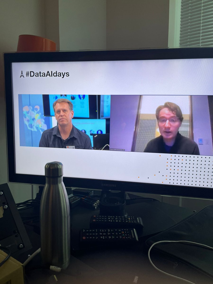 Very glad to be lucky enough to attend a Q&amp;A with the amazing <a href="/fchollet/">François Chollet</a> and our very inspiring boss <a href="/stevejarrett/">Steve Jarrett</a> 🤩
<a href="/Imengby/">Imen Grida Ben Yahia</a> <a href="/MahdiElbahi/">Mahdi El Bahi</a> @L_Geffroy <a href="/valentin_claire/">Claire Valentin</a> @roxane_marsan <a href="/MichaelTrabbia/">Michaël Trabbia</a> @Orange_Campus <a href="/MarekWGrabowski/">Marek Grabowski</a>
#DataDemocracy #AI