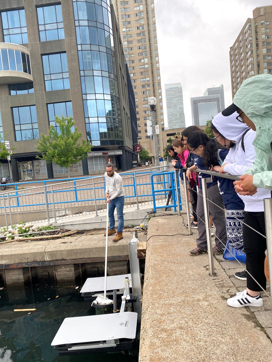 TOPortAuthority's tweet photo. Spotted! Trash Team researchers doing a walking tour of the Waterfront to view the Seabins they will be characterizing this season, from Marina Quay West to Police Basin to Pier 6. 👌
Stay tuned for more on the 2022 #TrashTrapping & research season!
#AtTheWaterfront #ITTN https://t.co/77X1rhxh3t