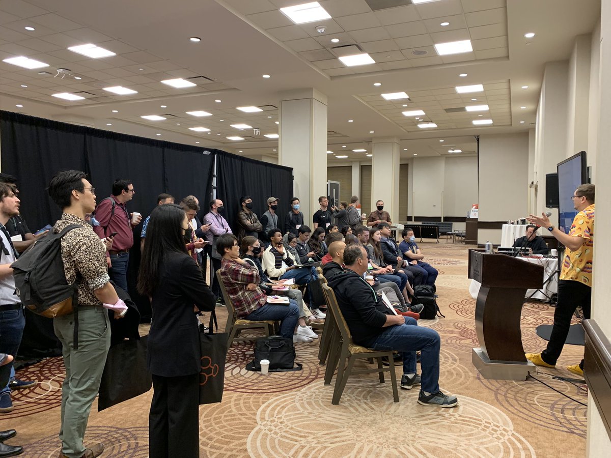 DVCorg's tweet image. Standing Room only at @FullStackML ‘s talk 👉🏼 Model Registry with Open-Source Tools: Git &amp;amp; GitHub

#mlopsworld2022