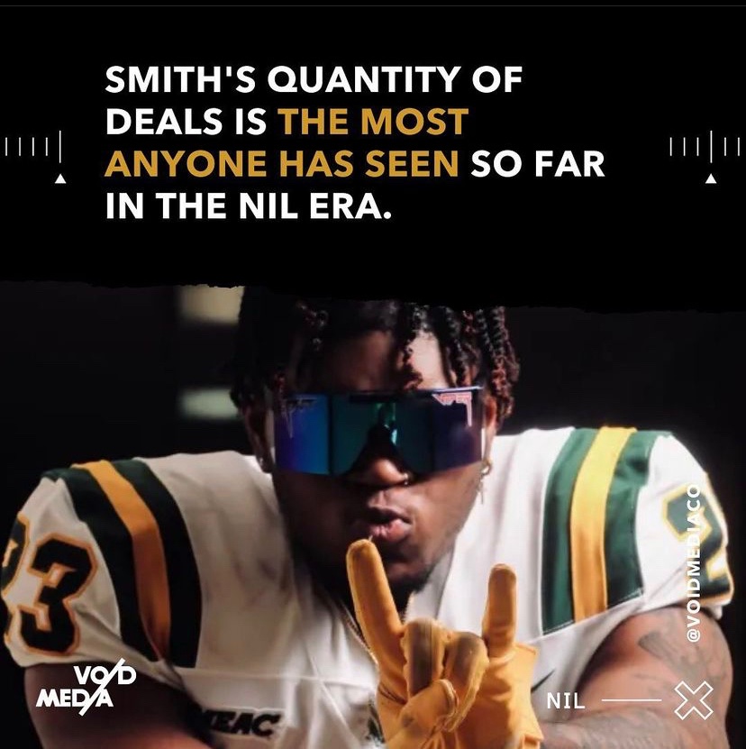 Rsmith24_'s tweet photo. NIL ONLY BENEFITS “POWER 5 ATHLETES” 

ME: 🤴🏽 https://t.co/6gld6eeljq