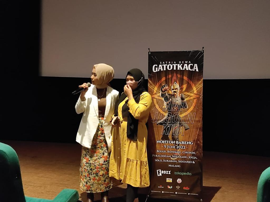 Keseruan Nobar Film Satria Dewa Gatotkaca di Cinema XXI Transmart MX Mall Malang nih sahabat 💕💕 Dan terima kasih bapak @erickthohir yang sudah mendukung film Satria Dewa Gatotkaca 🙏🙏 @Hanungbramantyo @SatriaDewaSTU #NontonGatotkaca #SatriaDewaGatotkaca #Malang