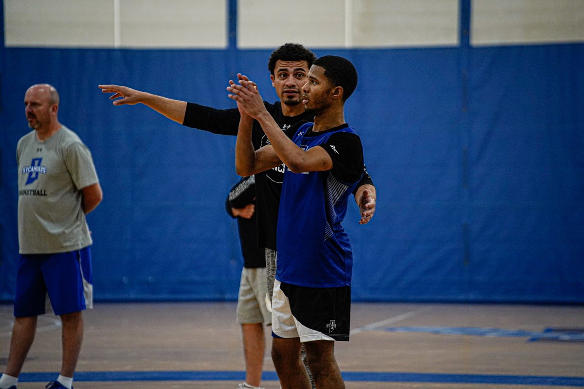 Indiana State Basketball tweet media