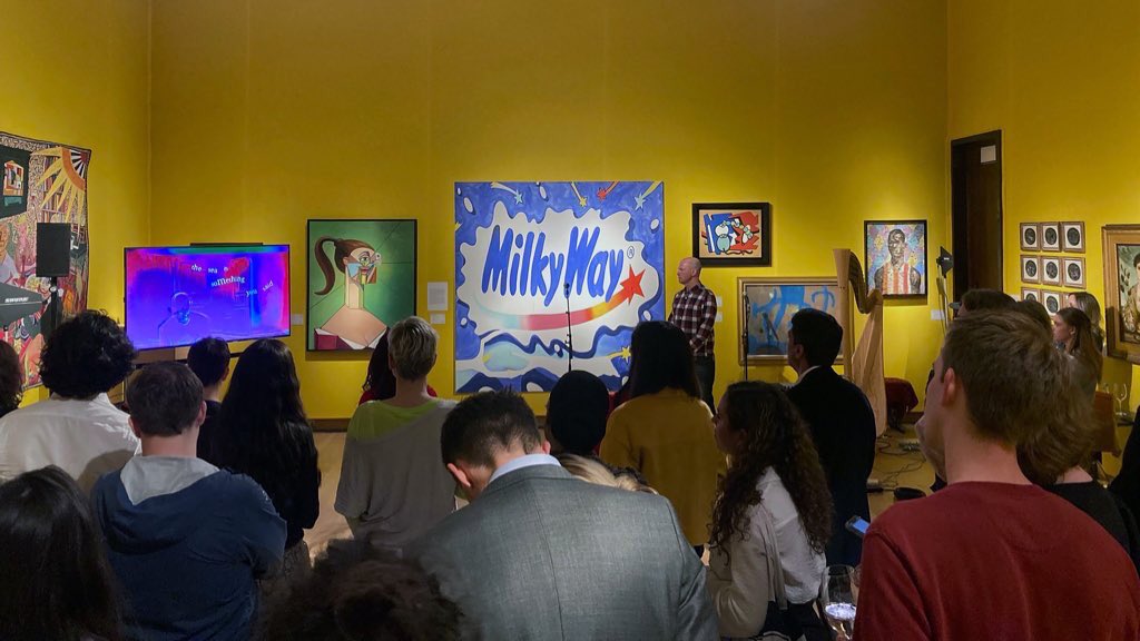 Astra ☾ tweet media