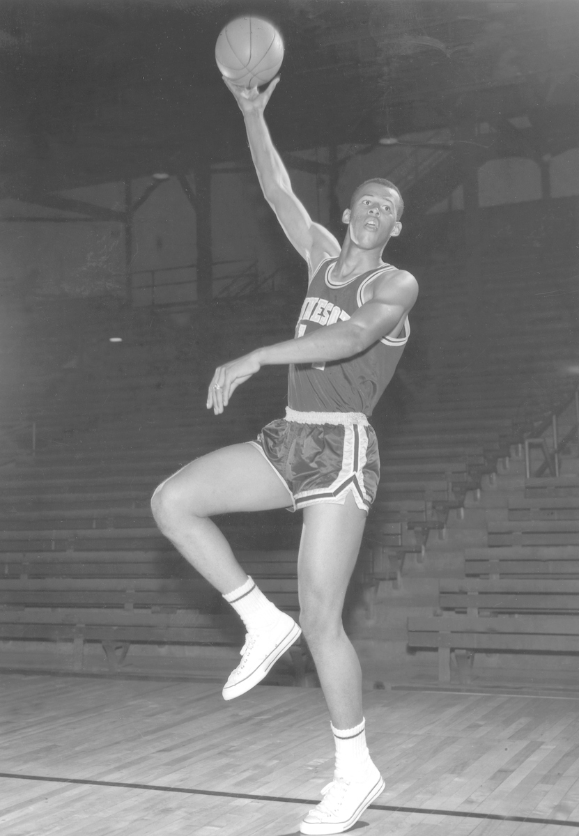 GopherSports's tweet photo. The greatest era of @GopherMBB threads is ________ .
#ThrowbackThreads https://t.co/drVkmuSOnT