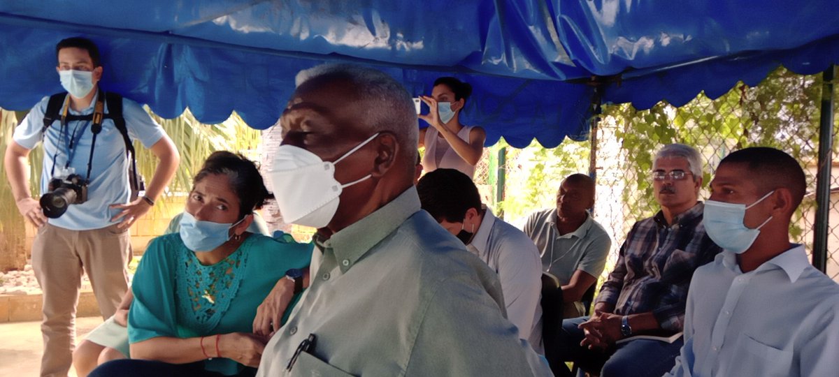 YanetHzP's tweet photo. Continúa el recorrido del presidente de @AsambleaCuba por El Fanguito en #PlazaDeLaRevolucion .@PartidoPCC @PresidenciaCuba @torres_iribar @RGZapata500 @UtraYoanky @gobhabana @raul_vantroi https://t.co/HWtThYl2so