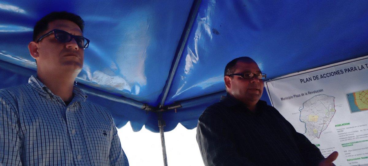 YanetHzP's tweet photo. Continúa el recorrido del presidente de @AsambleaCuba por El Fanguito en #PlazaDeLaRevolucion .@PartidoPCC @PresidenciaCuba @torres_iribar @RGZapata500 @UtraYoanky @gobhabana @raul_vantroi https://t.co/HWtThYl2so
