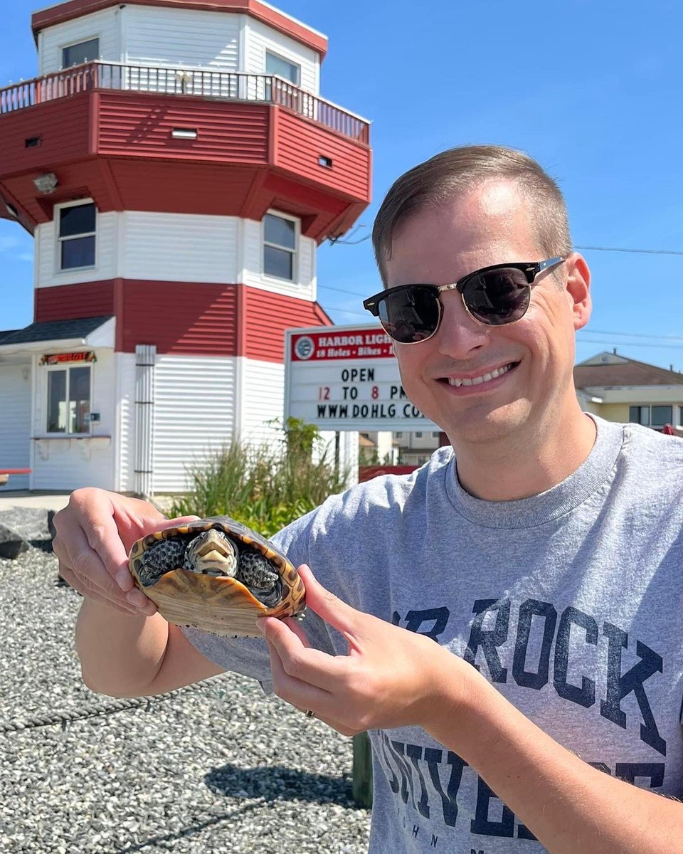 Saving Cape May one terrified turtle at a time!