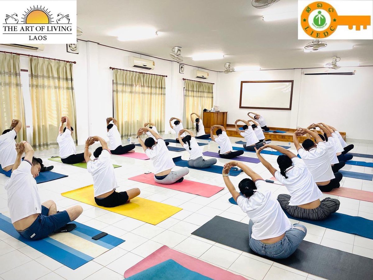 aol_laos's tweet photo. @ArtofLiving teachers in #Laos did curtain raiser event for IDY 2022 with Embassy of India ! #YogaDay  @moayush  @PMOIndia  @SriSri  @DrSJaishankar  #IDY2022  #YogainLaos #artofliving  #AmritMahotsav https://t.co/ylroavpFp6