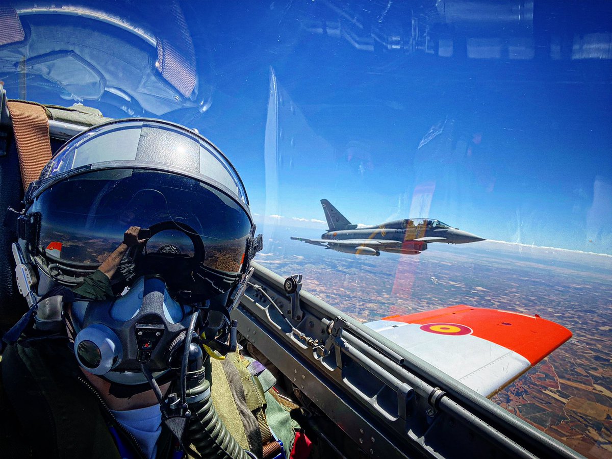 maruat43's tweet photo. Test flight for #EPNER 🇫🇷 @EjercitoAire 🇪🇸 #CLAEX #TestPilot #CLAEXlife https://t.co/JSwHBunlyA