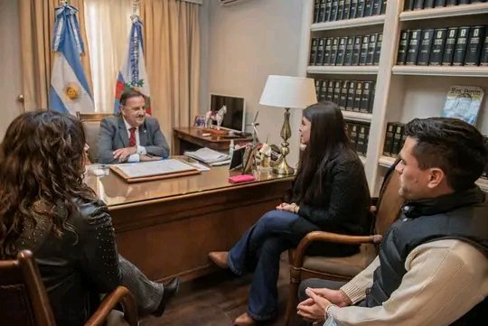 ortizga_'s tweet photo. Junto a mis compañeros de Anses @silviagaitan251 y @guille__aguilar nos reunimos con el Gobernador @QuintelaRicardo para avanzar en la apertura de nuevas dependencias en La Rioja. 
@FerRaverta https://t.co/vBoTVOnsJM