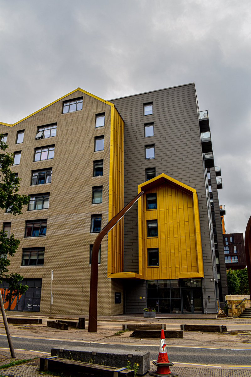 #throwbackthursday 

Another project working with John Sisk &amp; Son. For these apartments we did all the brickwork and associated works, masonry support and brickwork to saw tooth roof.

#manchester #brickwork #construction