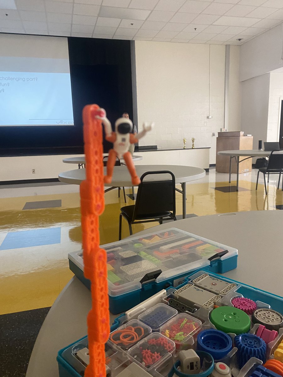 lowery09's tweet photo. Having a great time at Robotics training! https://t.co/nccs0KLy80