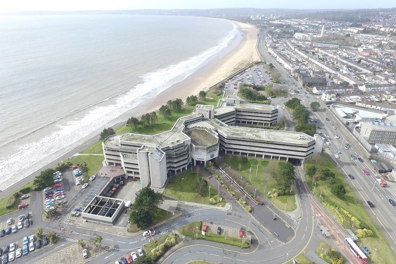 STEM Degrees at UWTSD tweet media