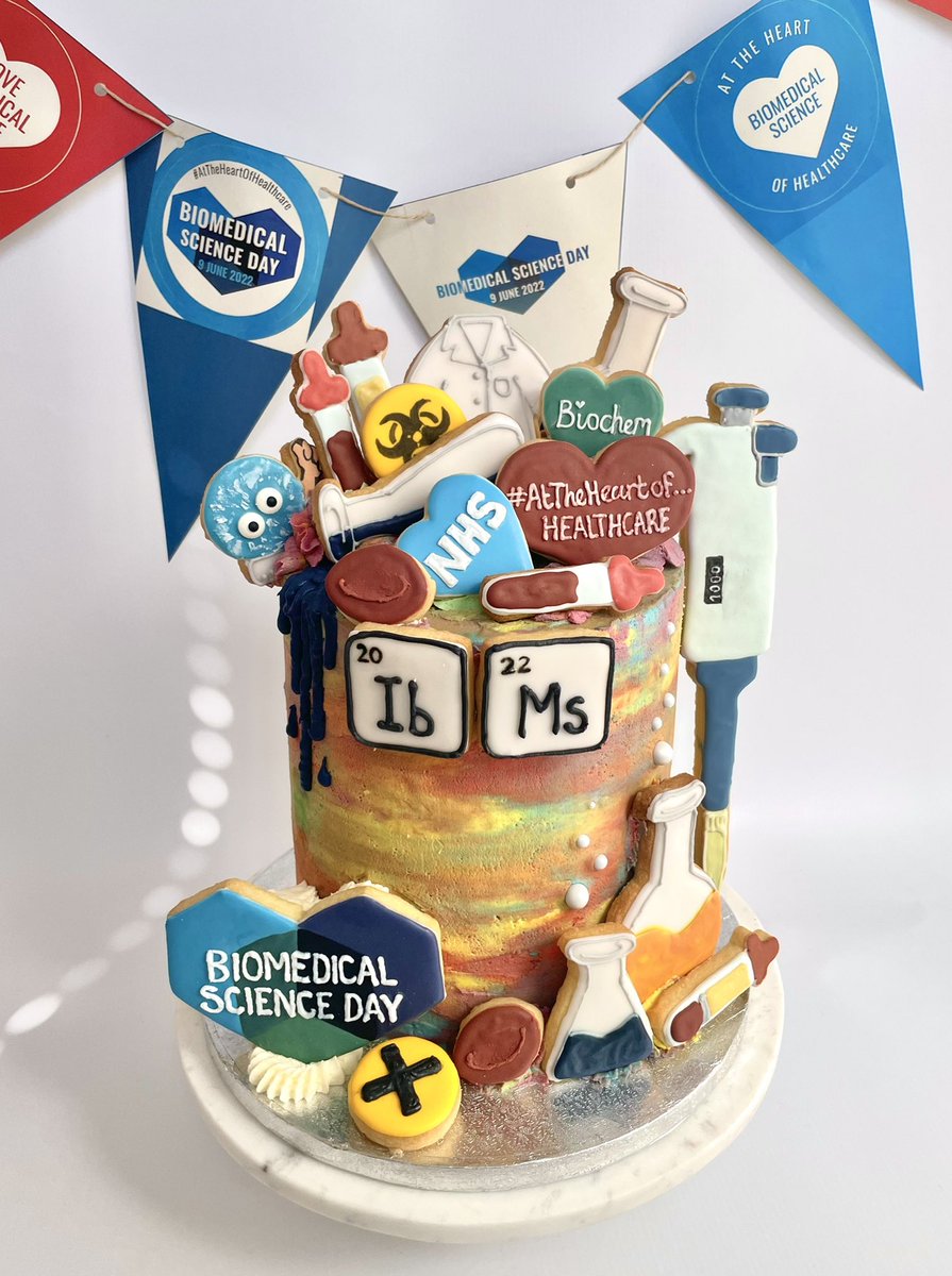 A cake I baked for Biomedical Science Day ☺️ @IBMScience @NCAlliance_NHS @NCADandPGroup #AtTheHeartOfHealthcare 🎂 #BiomedicalScienceDay2022