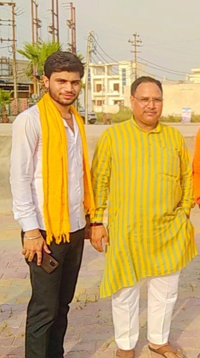 PrateeksharmaP2's tweet image. आज क्षेत्रीय कार्यालय पर राज्यसभा सांसद डॉक्टर लक्ष्मीकांत वाजपेई जी के प्रथम मेरठ आगमन पर भव्य स्वागत..।
#Lakshmikant
@LKBajpaiBJP #Meerut