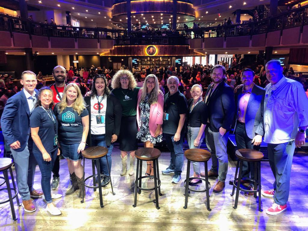 TouchStay's tweet image. What a week! Thanks to everyone at #strwealthconference for the conversation and the fun. Thank you #Nashville too!
@BoostlyUK @Guesty @OwnerRez @Price_Labs @katestinchcombe @tyannmarcink and so many more 🎸⭐️