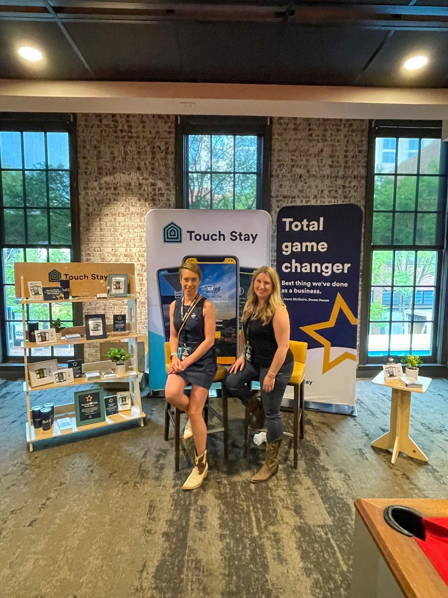 TouchStay's tweet image. What a week! Thanks to everyone at #strwealthconference for the conversation and the fun. Thank you #Nashville too!
@BoostlyUK @Guesty @OwnerRez @Price_Labs @katestinchcombe @tyannmarcink and so many more 🎸⭐️