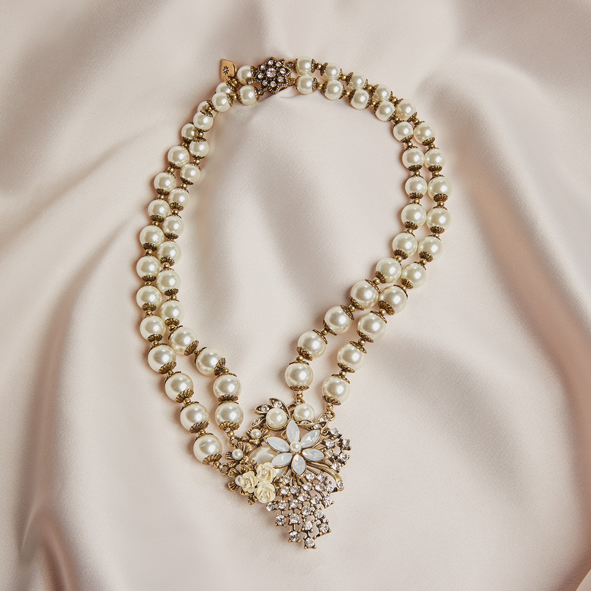 PROUCT SPOTLIGHT

Look at our beautiful pieces inspired by Miriam Haskell, perfect for completing the 1950's look.

Shop here:zcu.io/TP42 

#vintagejewelleyr #weddingjewellery #handmade #miriamhaskell