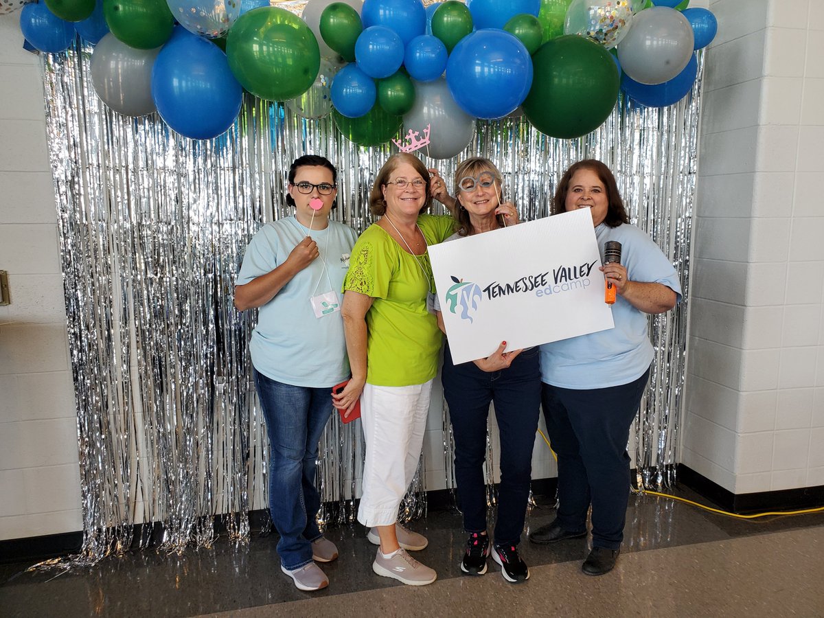 Beautiful ladies in the Tech Dept. at Blount County Schools. @StoneyBeavers <a href="/EdCampTNValley/">EdCampTNValley</a> #edcamptnvalley