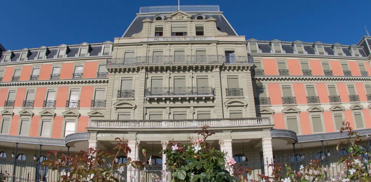 Francois Grey (@francoisgrey) on Twitter photo Rethink. Education. Now. Hackathon Piaget with <a href="/IBE_UNESCO/">UNESCO-IBE</a> kicks off next Thursday in the historic Palais Wilson, the first home of the League of Nations. Register now at hackathon-piaget.sparkboard.com/public <a href="/ITUBDTDirector/">Cosmas Zavazava</a> @NikhilSethUN <a href="/pisanoUN/">Francesco Pisano</a> <a href="/cwarakaulle/">Charlotte Warakaulle</a> <a href="/davidnabarro/">Dr David Nabarro</a> <a href="/michaelmoller/">Michael Møller</a> Rethink. Education. Now. Hackathon Piaget with <a href="/IBE_UNESCO/">UNESCO-IBE</a> kicks off next Thursday in the historic Palais Wilson, the first home of the League of Nations. Register now at hackathon-piaget.sparkboard.com/public <a href="/ITUBDTDirector/">Cosmas Zavazava</a> @NikhilSethUN <a href="/pisanoUN/">Francesco Pisano</a> <a href="/cwarakaulle/">Charlotte Warakaulle</a> <a href="/davidnabarro/">Dr David Nabarro</a> <a href="/michaelmoller/">Michael Møller</a>