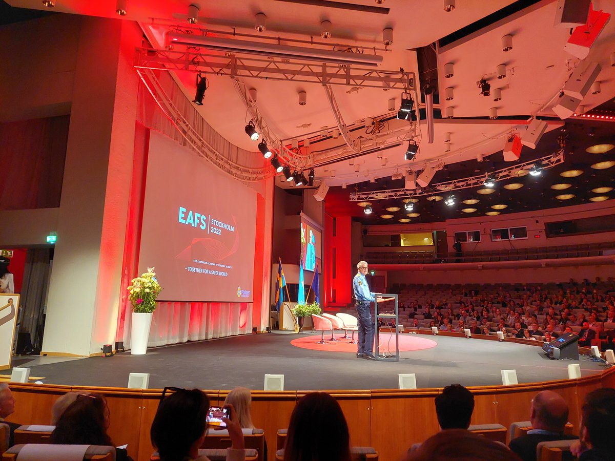 mia_1371's tweet image. One week after my first international conference at #eafs2022 and I am looking forward to the next one!