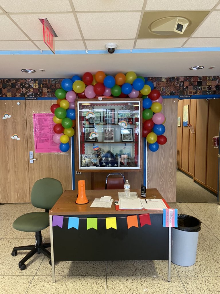 KateFinnick's tweet photo. So proud of the GSA!  They worked so hard to create an awesome Pride Day Celebration at RMMS! https://t.co/5Z80cPD9Nd